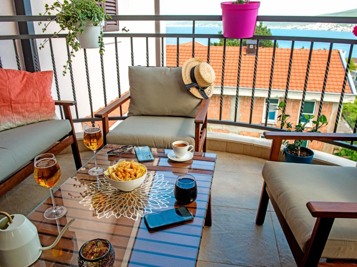 Cicciobello Lux Apartment Baosici With Stunning Sea View Exterior photo